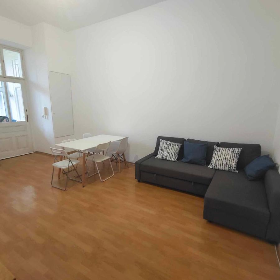 Large 4 Room Apartment In The Center Of فيينا المظهر الخارجي الصورة
